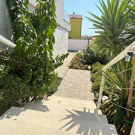 Vila Regina Apartment Paloma With Swimming Pool Jezera Exteriör bild