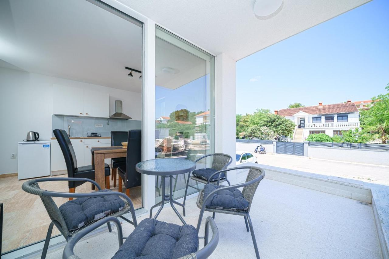 Vila Regina Apartment Paloma With Swimming Pool Jezera Exteriör bild