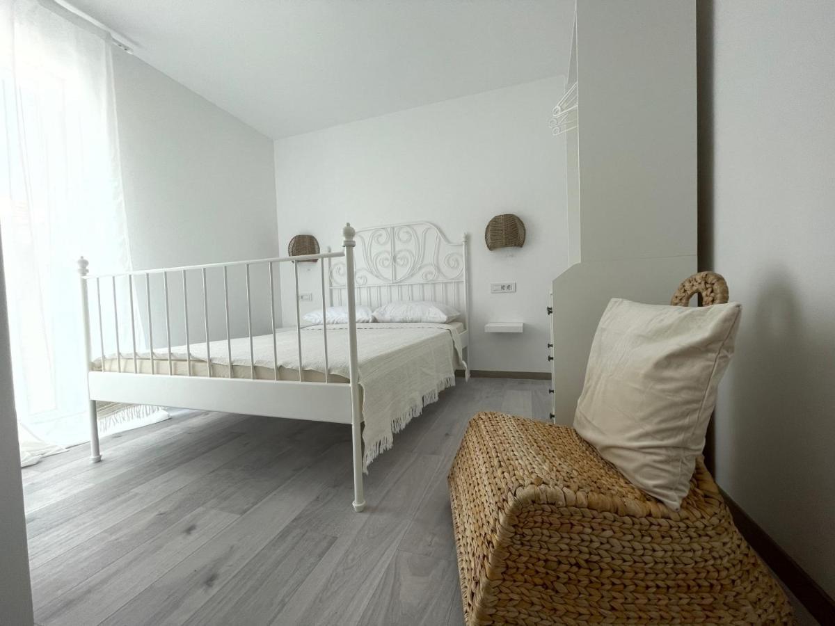 Vila Regina Apartment Paloma With Swimming Pool Jezera Exteriör bild