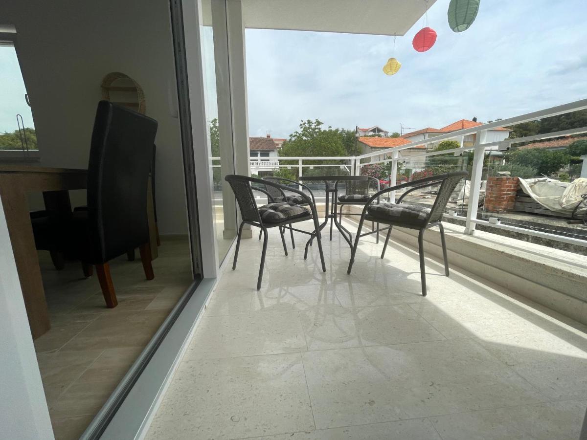 Vila Regina Apartment Paloma With Swimming Pool Jezera Exteriör bild