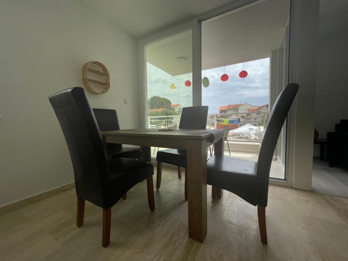 Vila Regina Apartment Paloma With Swimming Pool Jezera Exteriör bild