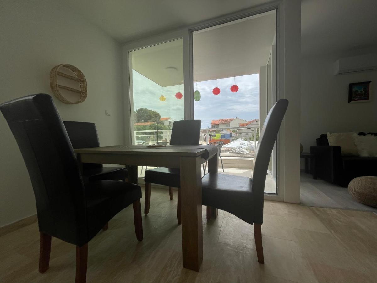 Vila Regina Apartment Paloma With Swimming Pool Jezera Exteriör bild