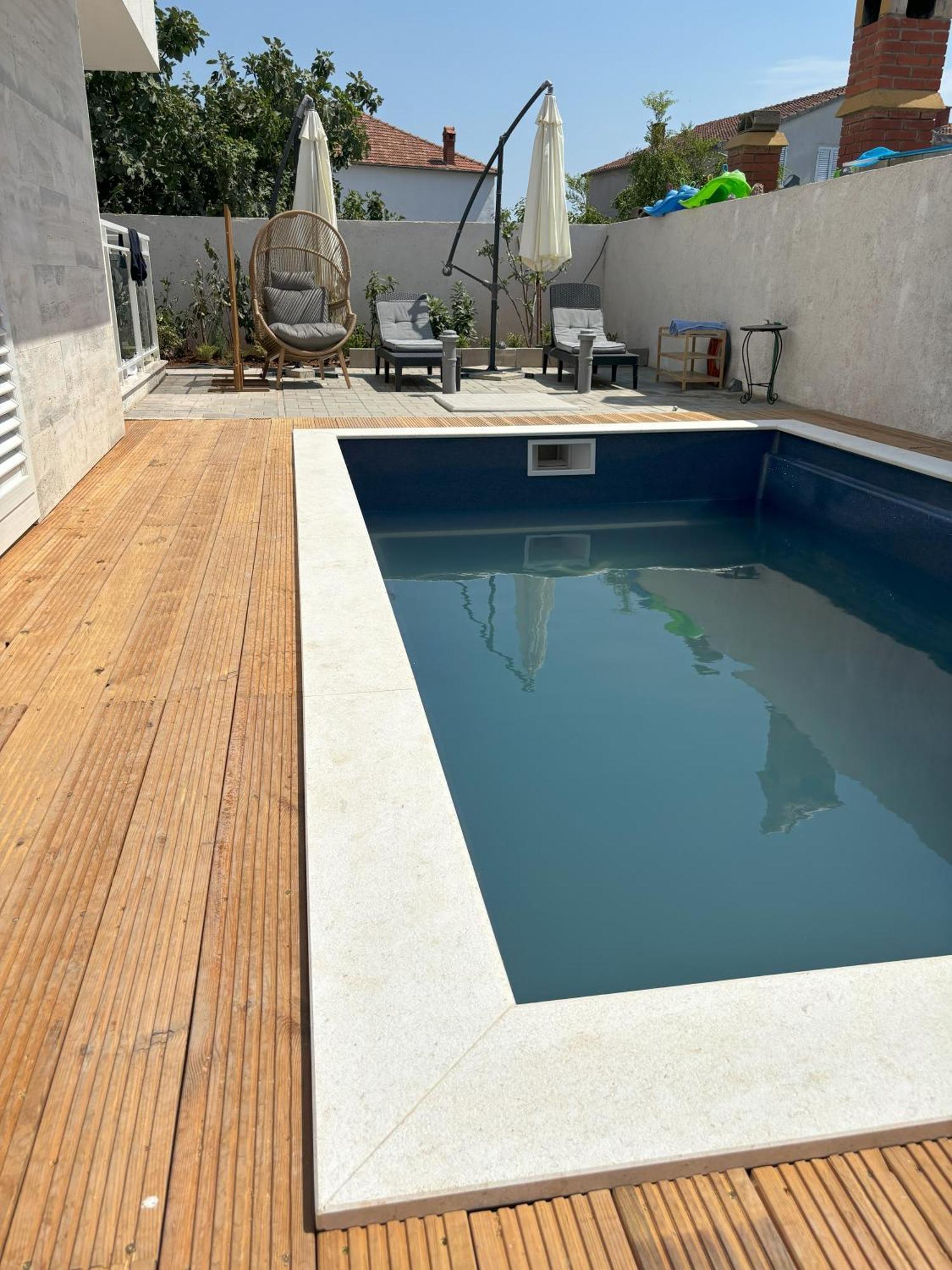 Vila Regina Apartment Paloma With Swimming Pool Jezera Exteriör bild