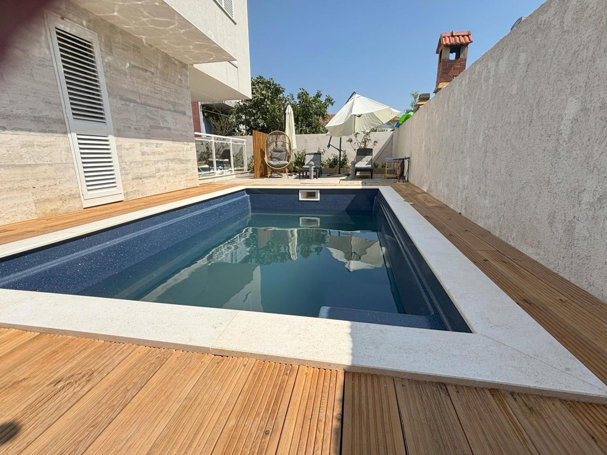 Vila Regina Apartment Paloma With Swimming Pool Jezera Exteriör bild
